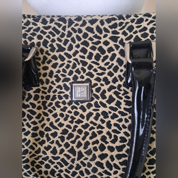 EUC DIANE VON FURSTENBERG Madagascar Collection Tiger Print Canvas XL Bag - Picture 2 of 16